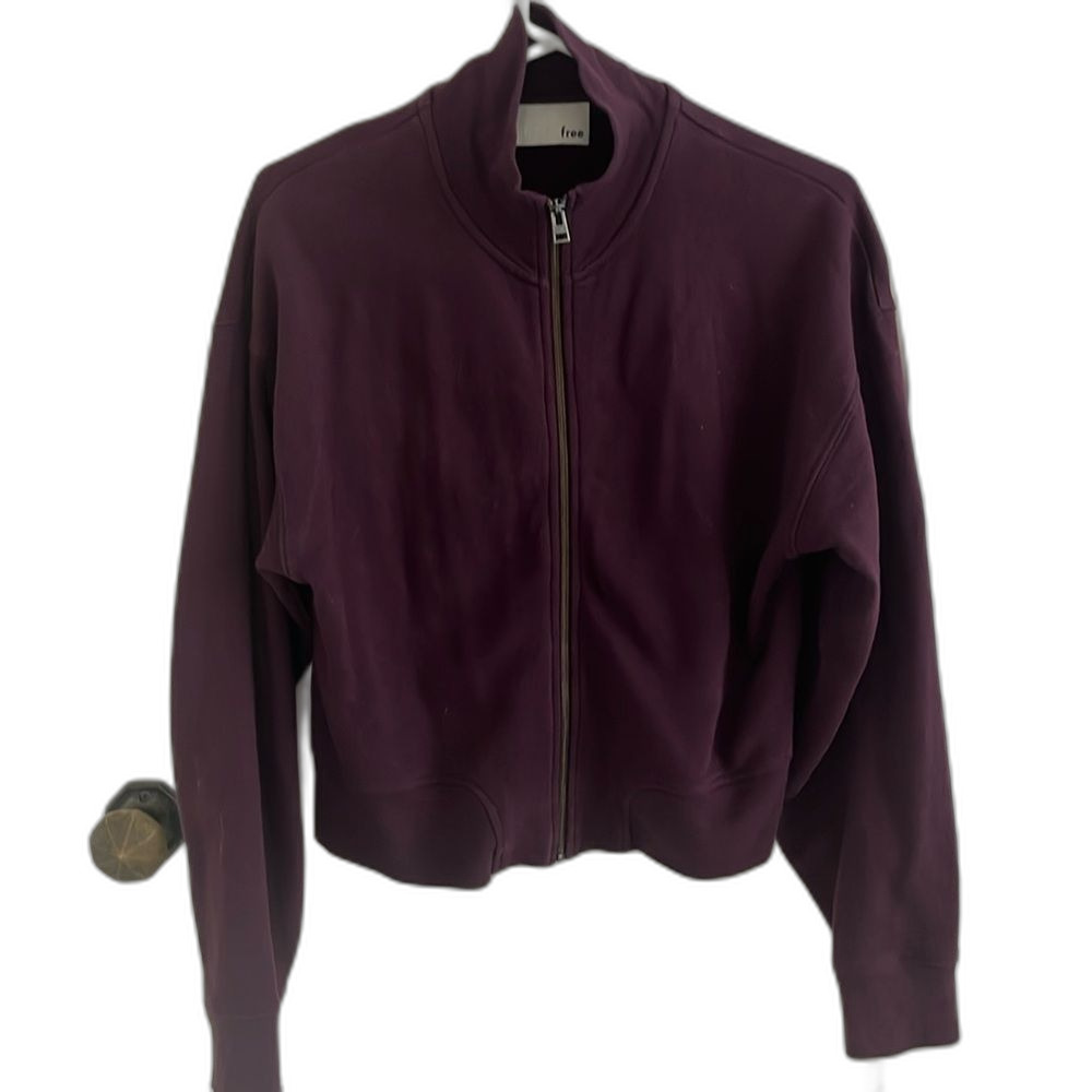 EUC Aritzia Wilfred Burgundy Maroon cozy fleece zip jacket cropped Bomber XS